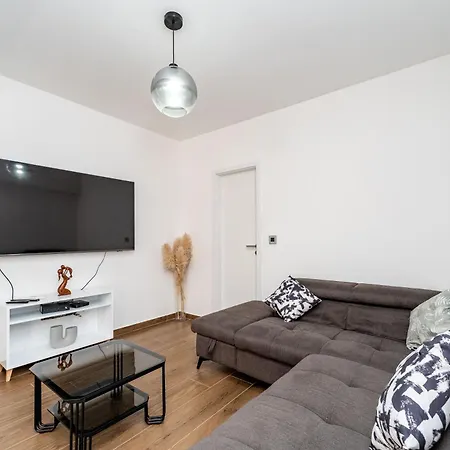Apartman Zamare- 450 M From Center Zadar