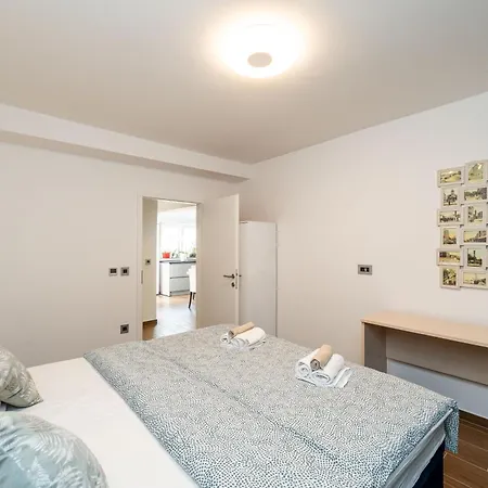 Apartman Zamare- 450 M From Center
