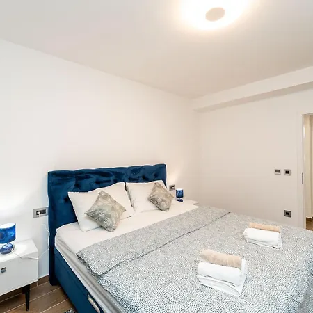 Zamare- 450 M From Center Apartman *